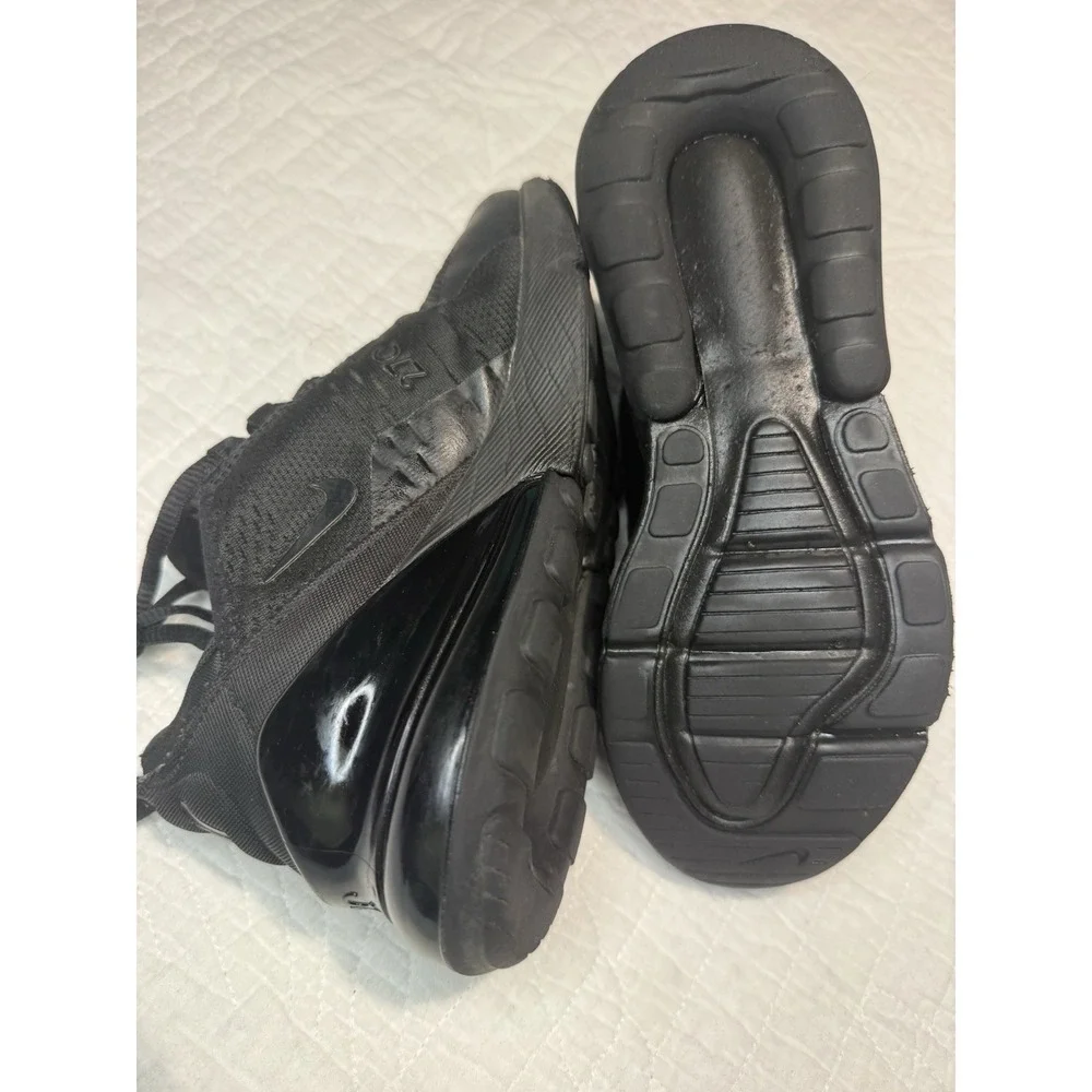 Nike Air Max 270 Sneaker Triple Black, Size 4Y, BQ5776 001